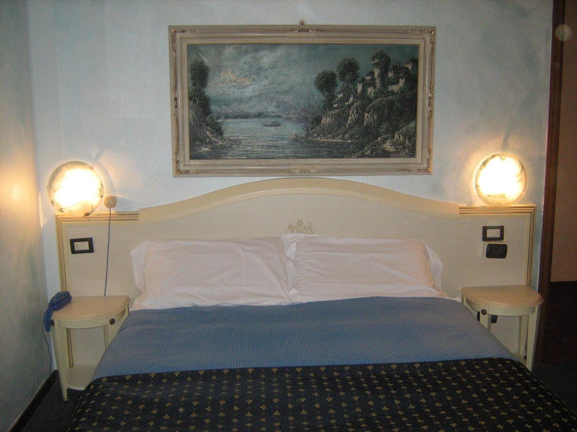 Hotel San Marino Laglio Cameră foto